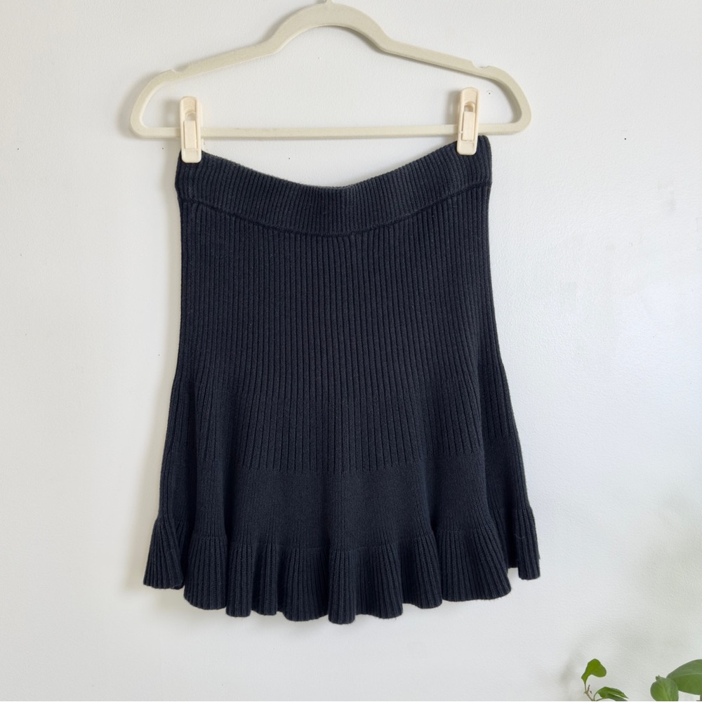 Free People / Black Knit Mini Skirt